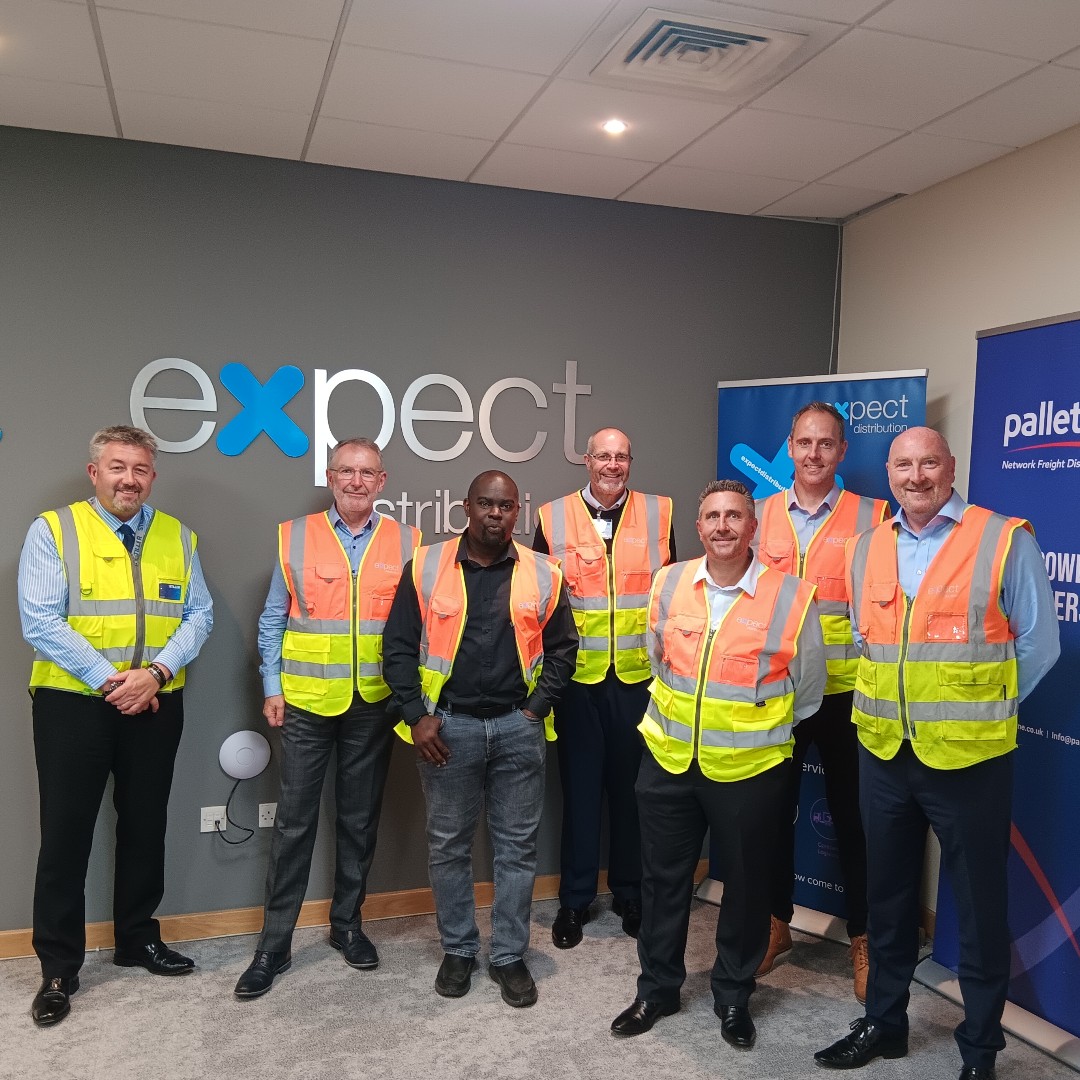Another great commercial pod today as we got together with Palletline Members in the North to share best practice - Huge thanks to <a href="/ExpectDistLtd/">Expect Distribution</a> for hosting - what a great site and a great team! 

#Palletline #ThePowerOfPartnership #ItsInOurDNA