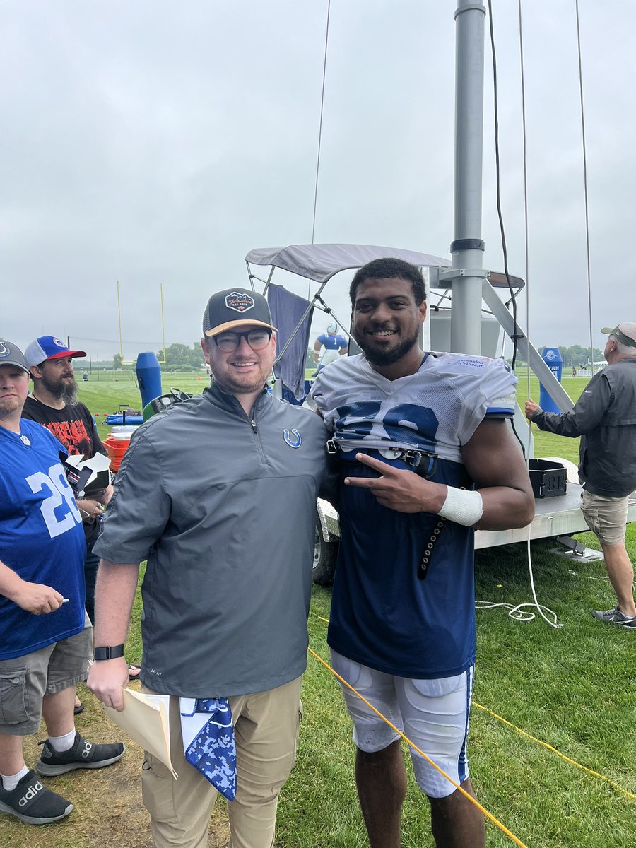 ColtsFanCole tweet media