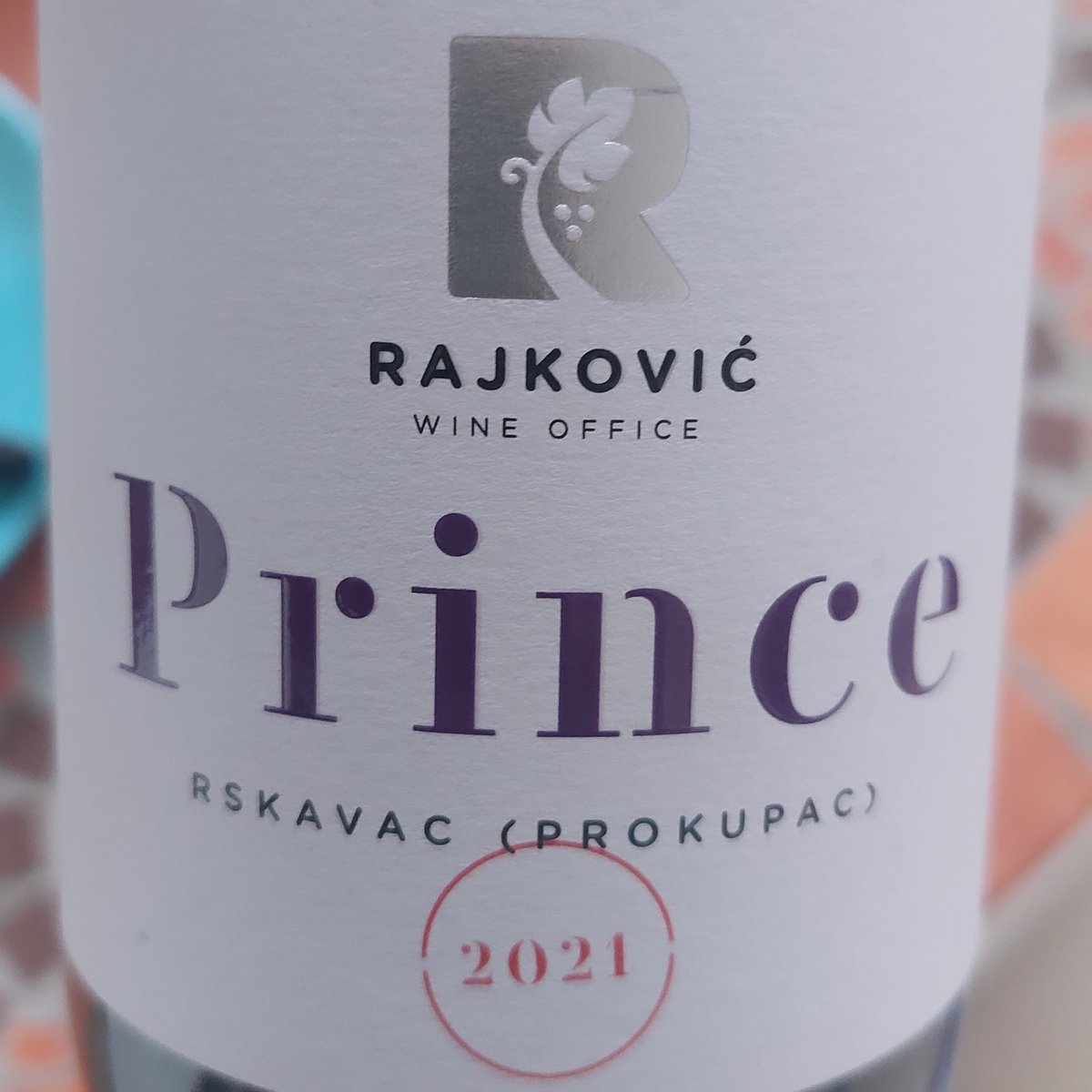 Autochthoinos's tweet photo. More elegant, refined #Prokupac (#Rskavac), this time from #Rajković #Wine Office. #Vino #Serbia #Srbija https://t.co/Vu7nveS6OS