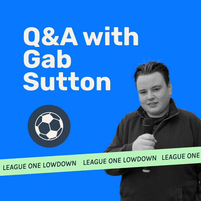 stillsmilingpod's tweet photo. 🆕 LEAGUE LOWDOWN Q&amp;A 🆕

🎙️ EFL expert @GabSutton answers your questions!

👔 Why he thinks Michael Duff is a great choice

🤔 What Town’s squad needs

⚽ What fans can expect from League One

Listen👇

🔗 https://t.co/Kfijg712XU

#htafc