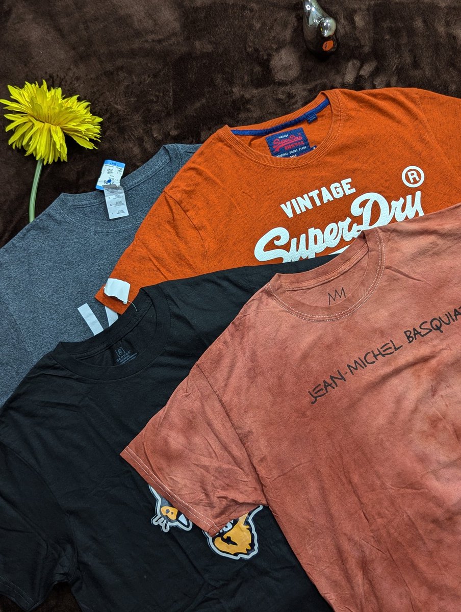 LuxeGh84's tweet photo. @tv3_ghana Brand New T shirts (Plain, Design) available for sale as seen.
1 Piece = Ghc50
2 Pieces = Ghc80
Call/Whatsapp: 0535317946 now to order.

**DO NOT GO AND BUY THEM FOR GHC150-200**. Just call me and I'll set you up. https://t.co/MbqnqrE3GG