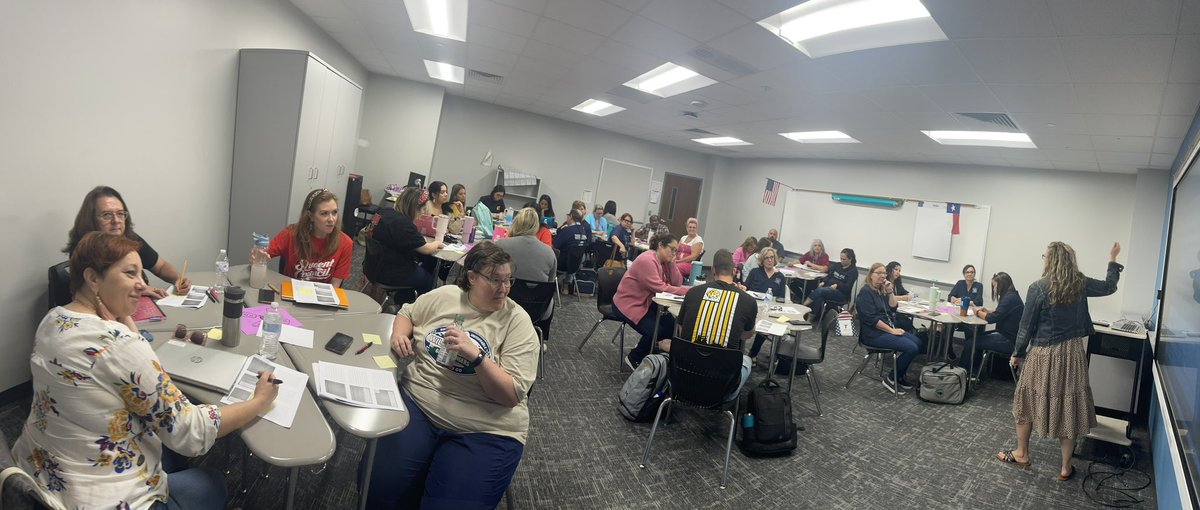 loboestep's tweet photo. Cooperative Learning to structure student’s collaboration session by @lasramann from @TISDOIS. So many great ideas!! @TISDMulti @TomballISD #DestinationExcellence #TISDLOTEBrightSpots https://t.co/yuxaUqFz3C