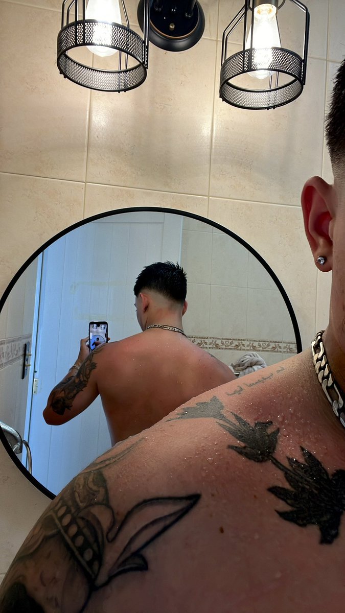 sxdrxc's tweet photo. might delete later https://t.co/RZietj2Hhg