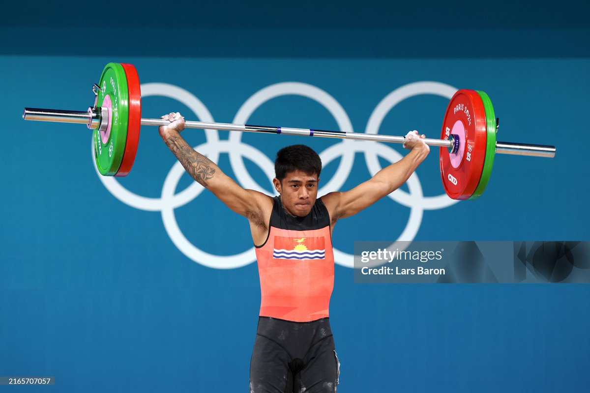 ¡¡¡LO HA HECHO!!! HISTORIA OLÍMPICA

El haltera Kaimauri Erari ha conseguido el PRIMER DIPLOMA OLÍMPICO de Kiribati🇰🇮 en su historia. 

7º en su categoría de 61kg

#LosNuestros #Olympics