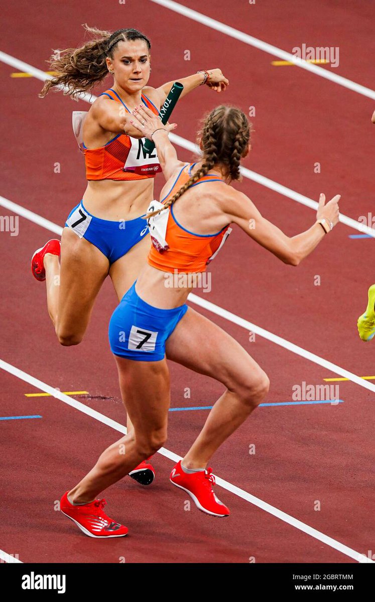 AtletiekLive's tweet photo. Van Harte Gefeliciteerd met je Verjaardag @lauradewitte !!

Olympisch atlete die in Tokyo het stokje aan Femke Bol gaf op de 4 x 400m vrouwen en Team NED een heel mooi Nederlands Record liep. https://t.co/EzmePIl6kW