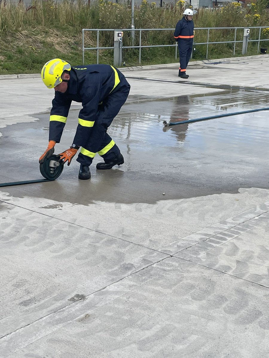 NCooper1880258's tweet image. We are recruiting for Wythenshawe.Bury,Eccles and Bolton Cadets. Come and enjoy new experiences and meet new friends.
futureheroes@manchesterfire.gov.uk for and application form. Be part of @manchesterfire