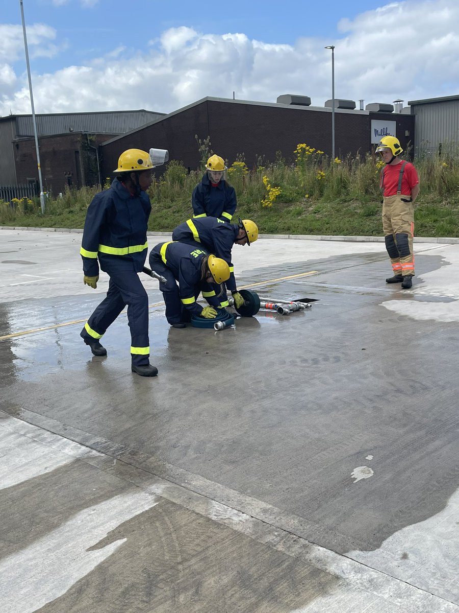 NCooper1880258's tweet image. We are recruiting for Wythenshawe.Bury,Eccles and Bolton Cadets. Come and enjoy new experiences and meet new friends.
futureheroes@manchesterfire.gov.uk for and application form. Be part of @manchesterfire