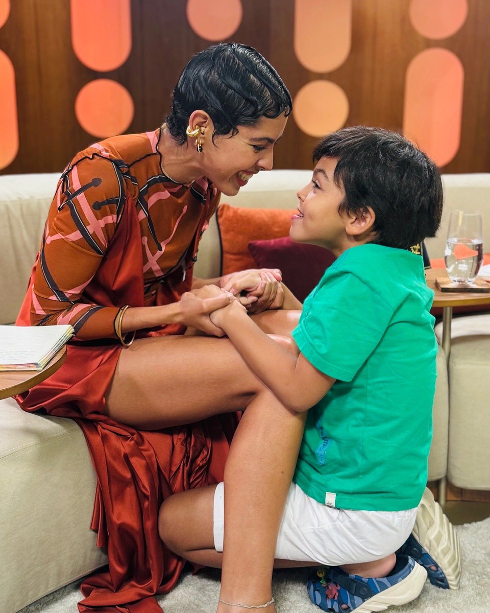 Bela Gil tweet media