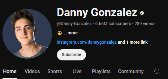 SerahCross's tweet photo. @dannygonzalez congrats on those subs... evil greg https://t.co/pAf84DJ7BA