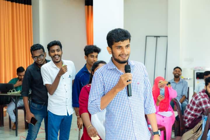 Amazir22's tweet photo. 🌟 Empowering Youth for a Better Tomorrow! 🌟
We are thrilled to share that ESDF successfully conducted a one-day voter education workshop in the Ampara district.
#VoterEducation #YouthEmpowerment #Ampara #VoiceForGovernance #CIVIG #ESDF https://t.co/tl3FBucsWR