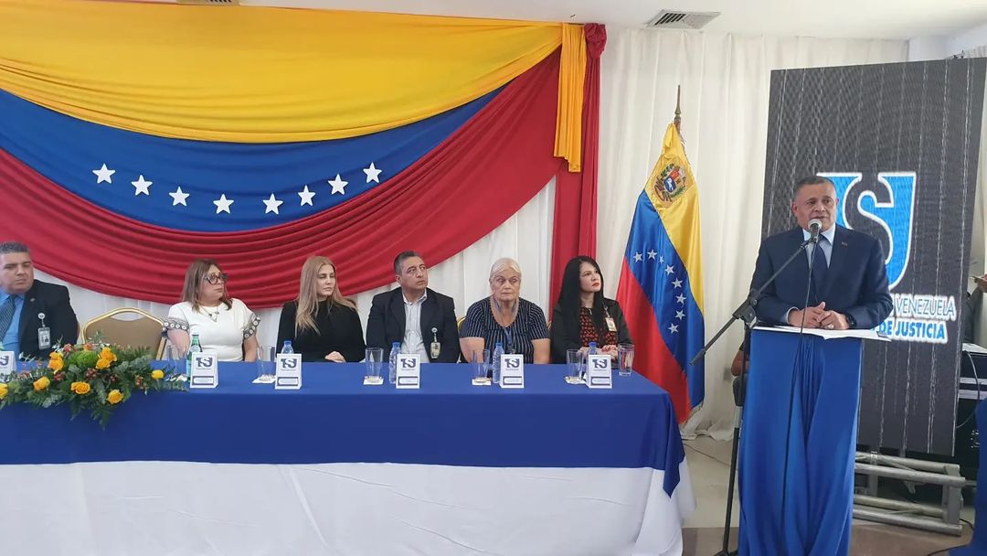 dp_regiones's tweet photo. #NotiRegiones🗞️ || En Portuguesa, la coordinadora de la extensión de la Defensa Pública  en Acarigua, Yennifer Montilla, en compañía de defensoras y defensores públicos, asistió a las mesas de trabajo para aportes del nuevo Código  de Procedimiento Civil. https://t.co/nEfptvX77h