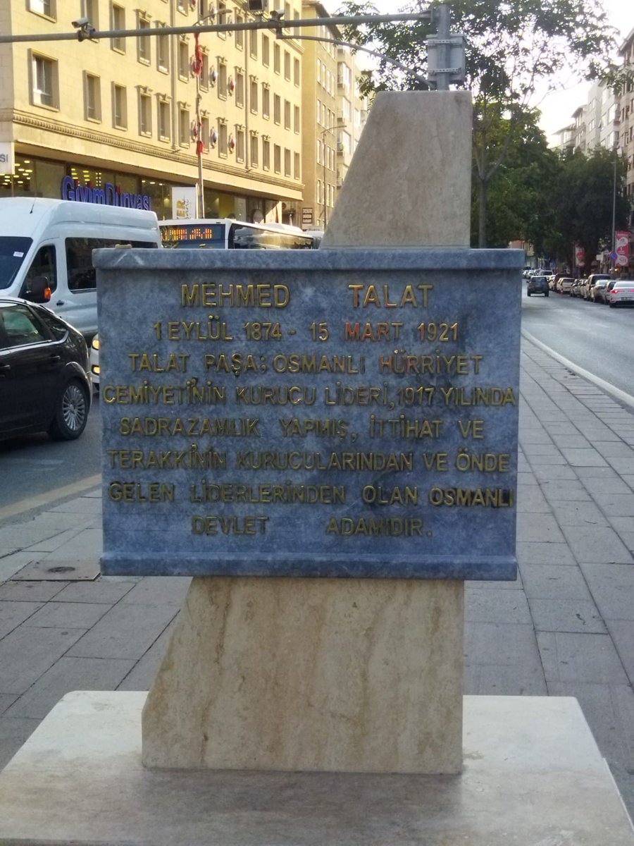 TerakkiMecmua's tweet photo. Şehadetinin 100. yıldönümünde Ankara Talat Paşa bulvarına
Şehit Talat Paşa'nın heykelinin dikilmesi için bir eylem düzenlemiştik.

@ankarabbld yetkilileri sesimize kulak verip Talat Paşa bulvarına Talat Paşa için layiha dikti.

Adın her daim yaşayacak,
Ruhun şad olsun Büyük Türk! https://t.co/kyIZHEMjgv