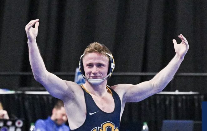 Husky Wrestling Club welcomes Paxton Rosen as our newest coach.
Paxton hails from Ed North where he was a 3X Finalist, 2X Champ, and HS All-American. After HS, Paxton went on to become a 2X NCAA All-American at the University of Central Oklahoma
Welcome Paxton and Happy Birthday!