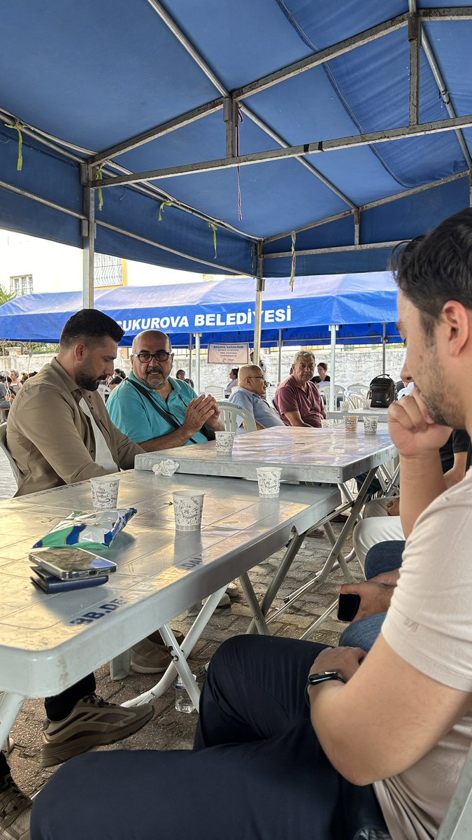 akincemal's tweet photo. 📍Toros Mahallesi

Genç Yaşta Kalp Krizi Sonucu Vefat Eden Sn İsmet SÜNGÜ’ nün Oğlu Eren SÜNGÜ Kardeşimiz İçin Taziye ve Başsağlığı Ziyaretinde Bulunduk.

Merhuma Allah’tan Rahmet Ailesine ve Yakınlarına Sabırlar Diliyorum. Allah Rahmet Eylesin. https://t.co/VTRQkH5mqt