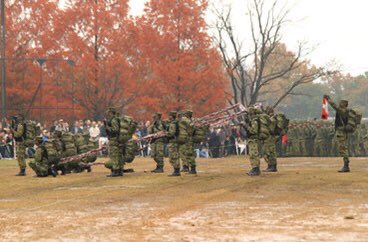 えるいー@ろーえんふぉーさー tweet media