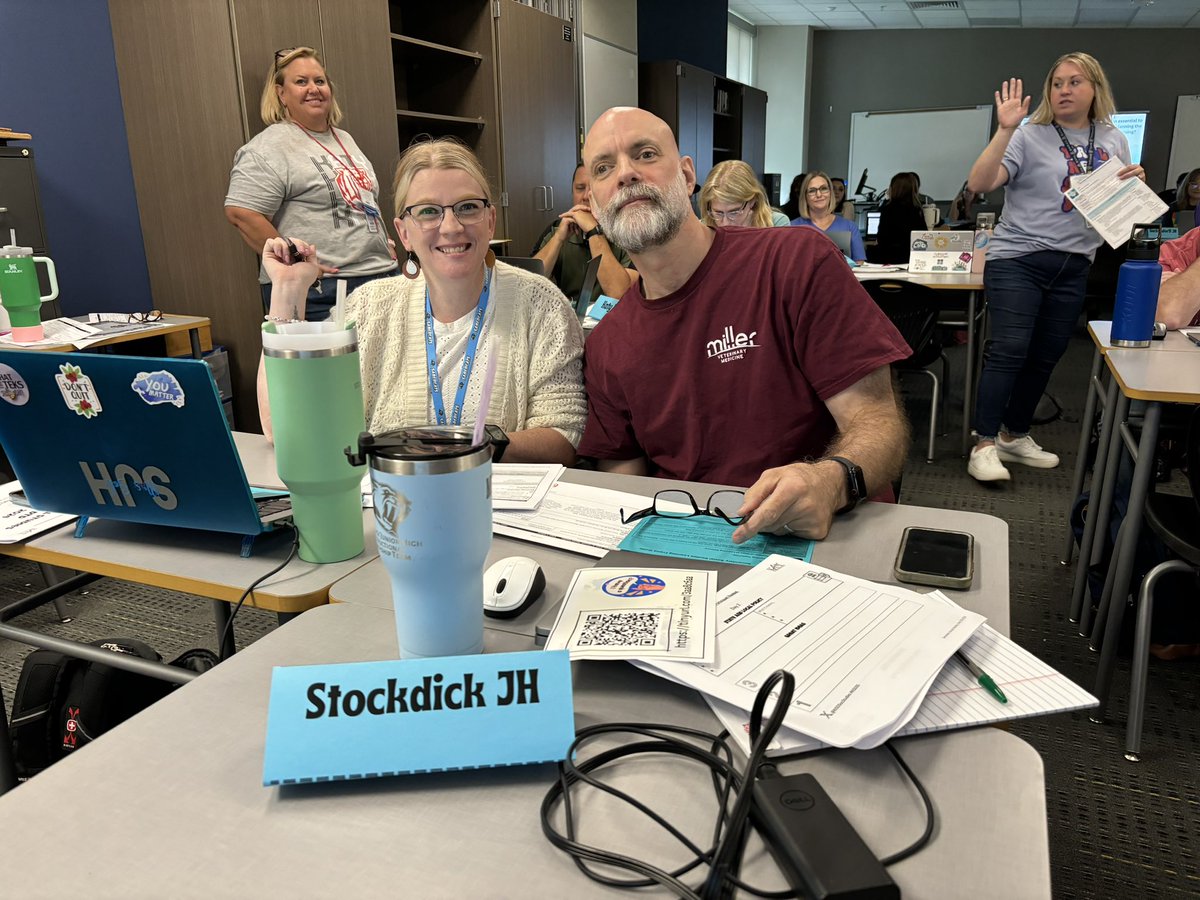 Mrs. Calvit tweet media