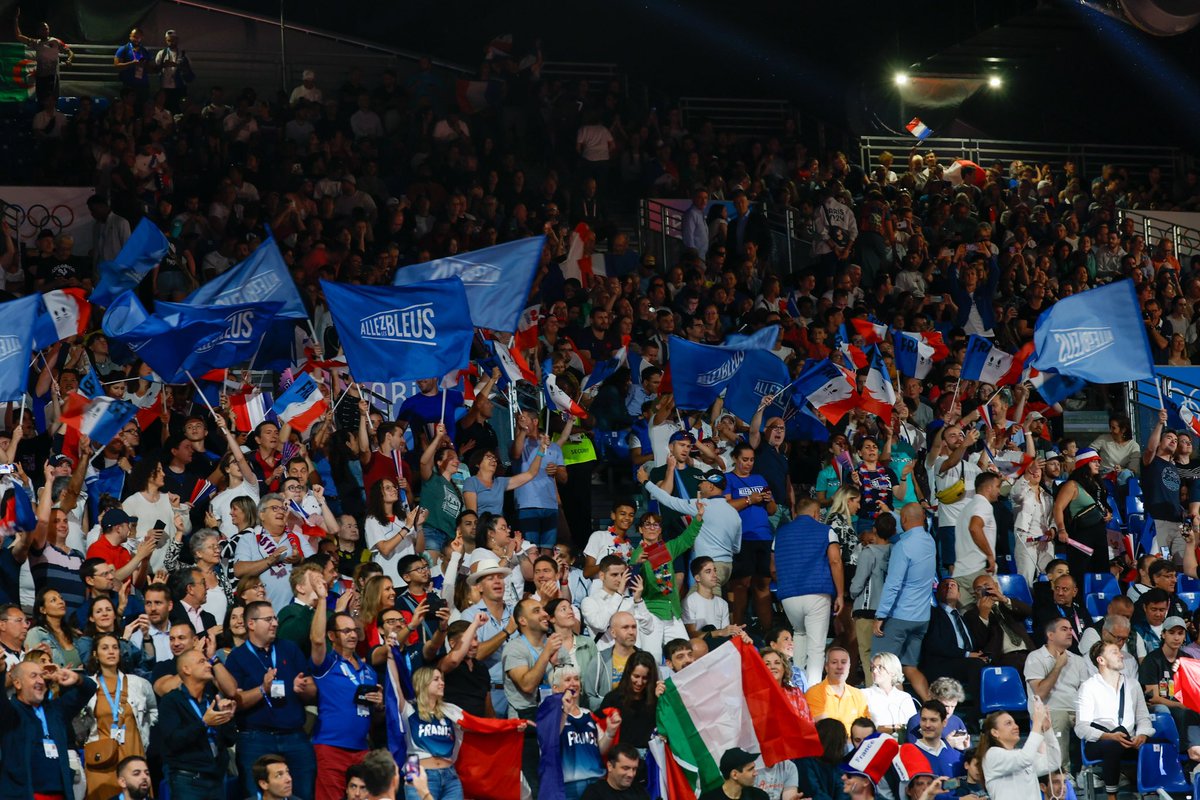 Natural Grass tweet media