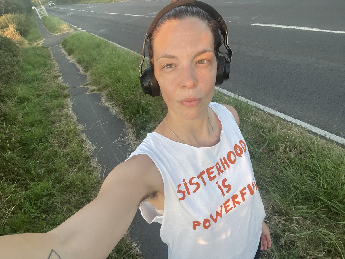 I missed nearly four weeks of full training after an unexpected hospital stint for my little one. Last night I put my trainers on and was determined to hit my goal according to my training plan regardless. Ran 43 minutes without stopping and felt amazing 🏆 #oxfordhalf2024