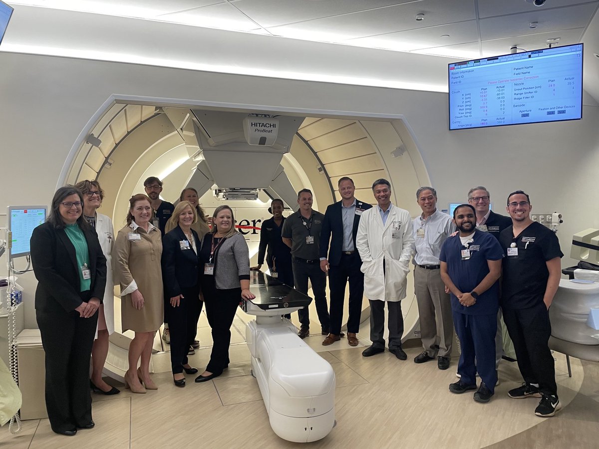 Albert Koong, MD PhD (@ackoongmdphd) on Twitter photo Rounding with <a href="/CarolPorterDNP/">Carol Porter DNP, RN, FAAN</a> and her leadership team today at our <a href="/MDAndersonNews/">MD Anderson Cancer Center</a> #protontherapy facilities, bringing cutting edge therapies to our patients. #endcancer #radonc Rounding with <a href="/CarolPorterDNP/">Carol Porter DNP, RN, FAAN</a> and her leadership team today at our <a href="/MDAndersonNews/">MD Anderson Cancer Center</a> #protontherapy facilities, bringing cutting edge therapies to our patients. #endcancer #radonc