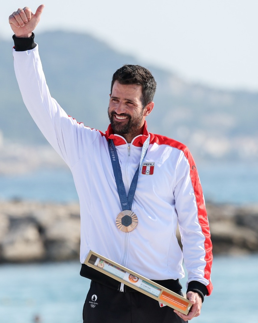 A historic Men's Dinghy podium 🫶

Australia's 4th consecutive gold medal in the Men's Dinghy 🇦🇺
Cyprus' second-ever Olympic medal, both earned by Kontides 🇨🇾
Peru's 5th-ever Olympic medal and 32 years since the nation's last 🇵🇪

#Paris2024Sailing #Paris2024 #Sailing #Olympics