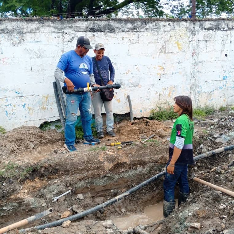 🚧 #7Ago Aducción agua potable farinachi-las villas gracias al Pdte <a href="/NicolasMaduro/">Nicolás Maduro</a> a la Alcaldesa <a href="/johanitakenpo/">Joana Sánchez</a> Venezuela en Paz 🕊️ y Tranquilidad 
<a href="/RMarcoTorres/">Rodolfo Marco Torres</a> <a href="/minaguasoficial/">Ministerio del P.P. de Atención de las Aguas</a> <a href="/serpumarsm/">serpumarsm</a> 
#JusticiaSoberana 📜