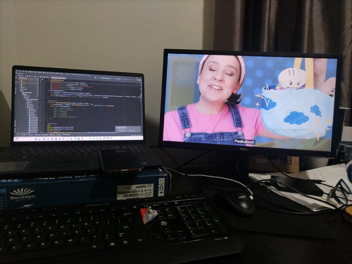 abubam_exec's tweet image. Balancing work and family life can be challenging, but moments like these make it all worthwhile. 💻👶 #WorkFromHome #Parenting #TechDad #FutureCoder