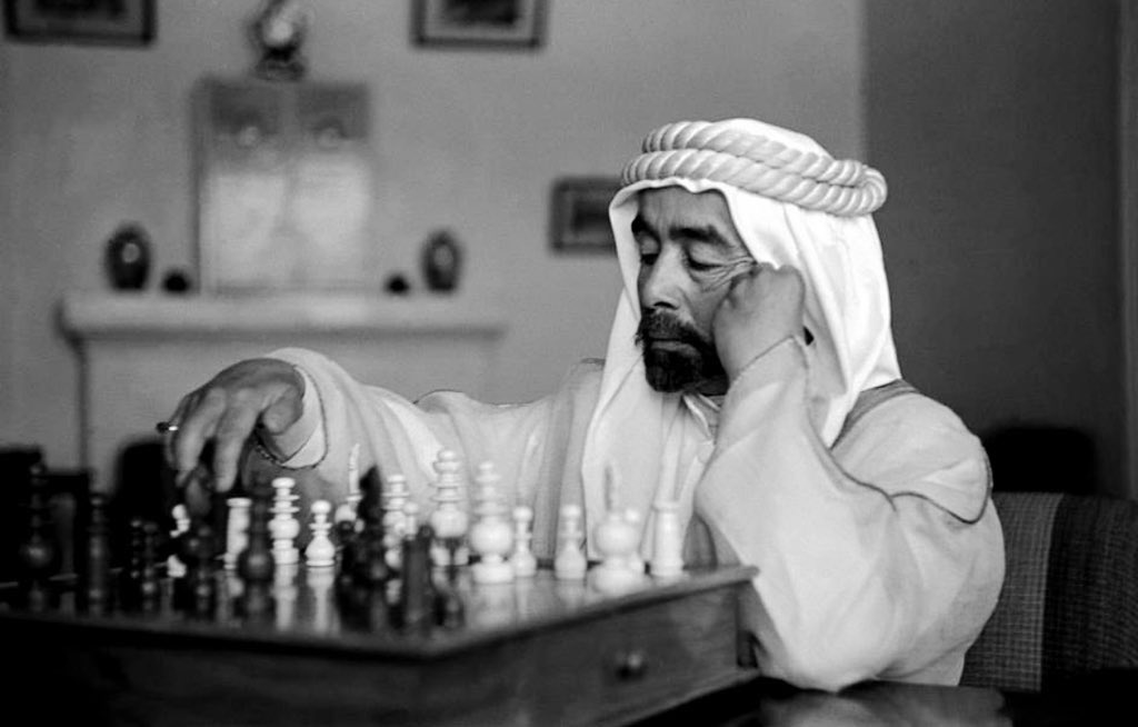 Qhta10ni's tweet photo. لا اغتبتني يالاجودي من كل صوب 
الحر يفهم والاشاره كافيه
ََ
ما انته بلاقي من وراي الا الذنوب
خذها مابيها جعل فيها العافيه https://t.co/Qcl3O9H9E1