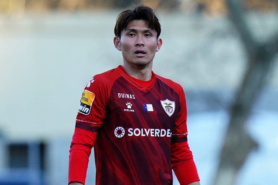 AntlersUpdate's tweet photo. 健斗と田川は数ヶ月だけサンタ・クララ🇵🇹で一緒にプレーしている。
 #antlers https://t.co/zkQlzRvXkE