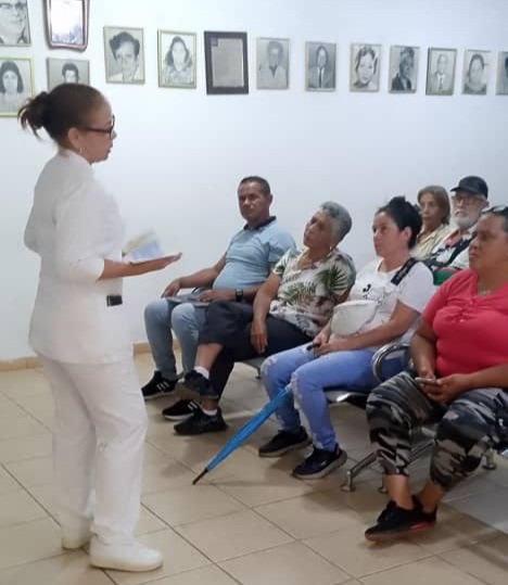 A propósito de celebrarse la semana de la  " Lactancia Materna " nuestro personal de enfermeria te instruye sobre sus beneficios tanto para el niño como para la madre. 

<a href="/IpasmeOficial/">Ipasme Oficial</a> <a href="/_LaAvanzadora/">Yelitze Santaella</a> <a href="/NicolasMaduro/">Nicolás Maduro</a> <a href="/Mippcivzla/">MIPPCI</a> <a href="/GarciaCrystiane/">Crystiane Garcia</a> 
#JusticiaSoberana