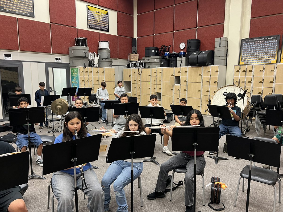Anson Jones Cougar Band (@ansoncougarband) on Twitter photo Another successful Day at camp!!! Thanks to all of the students who have been consistently coming to our camp!!! <a href="/NISDJones/">Jones Middle School</a> <a href="/NISDJonesSTEM/">Anson Jones Magnet School</a> Another successful Day at camp!!! Thanks to all of the students who have been consistently coming to our camp!!! <a href="/NISDJones/">Jones Middle School</a> <a href="/NISDJonesSTEM/">Anson Jones Magnet School</a>