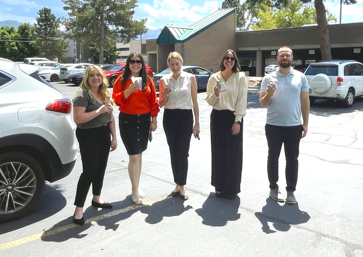 NewmarkACRES's tweet photo. NAIOP Utah surprised us Monday with a visit from the ice cream truck! Thank you to them and their sponsors Big-D Construction and Price Real Estate for helping us break up this summer heat with a cool treat. 

#culturematters #icecreamtruck #NAIOPUtah #cre #commercialrealestate https://t.co/Nda72Og133