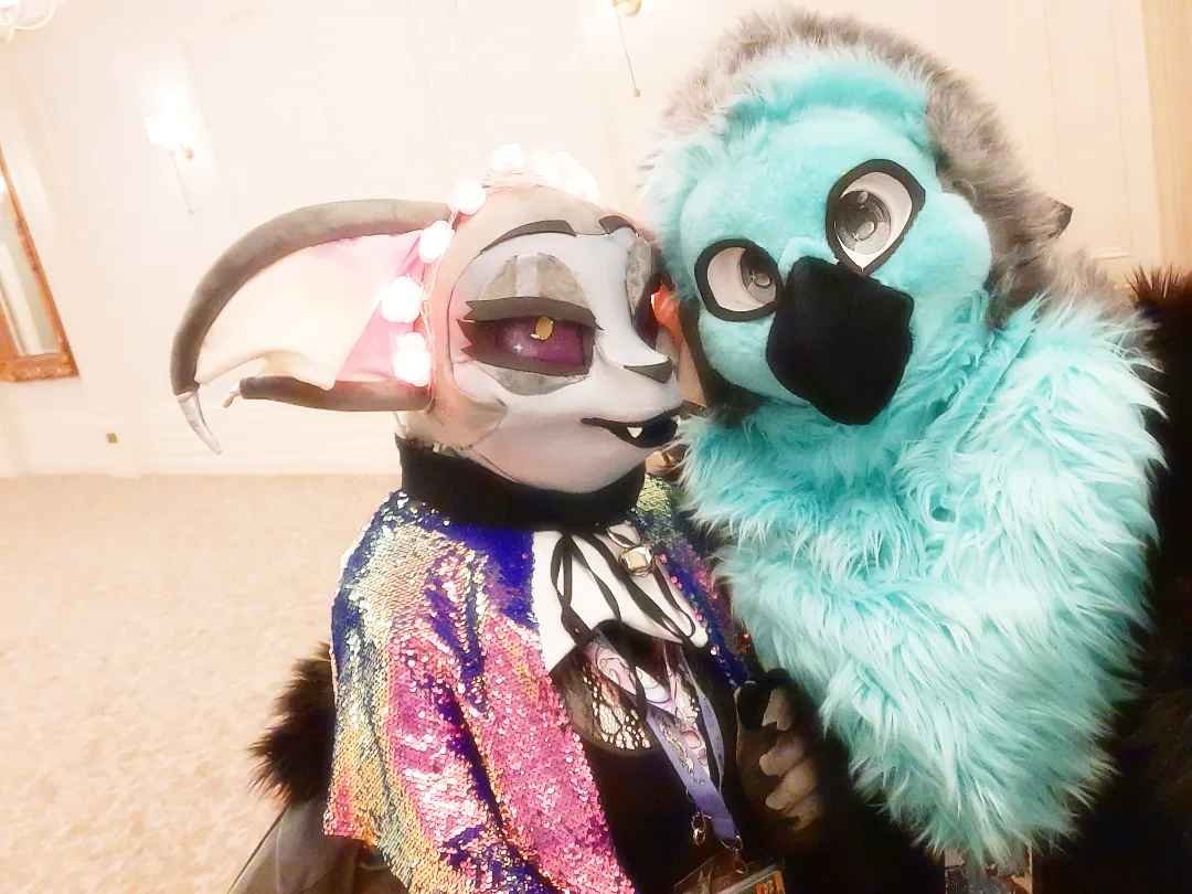 LadyNightLight's tweet photo. As usual I forgot to take many photographs, if you took any of me let me know! :D

I've left out photos of any irl faces just in case people want to protect their identities. They have been sent their pics in DM's in case they want to share them :3

#fursuit #furrycon https://t.co/uE1Q34fHWJ