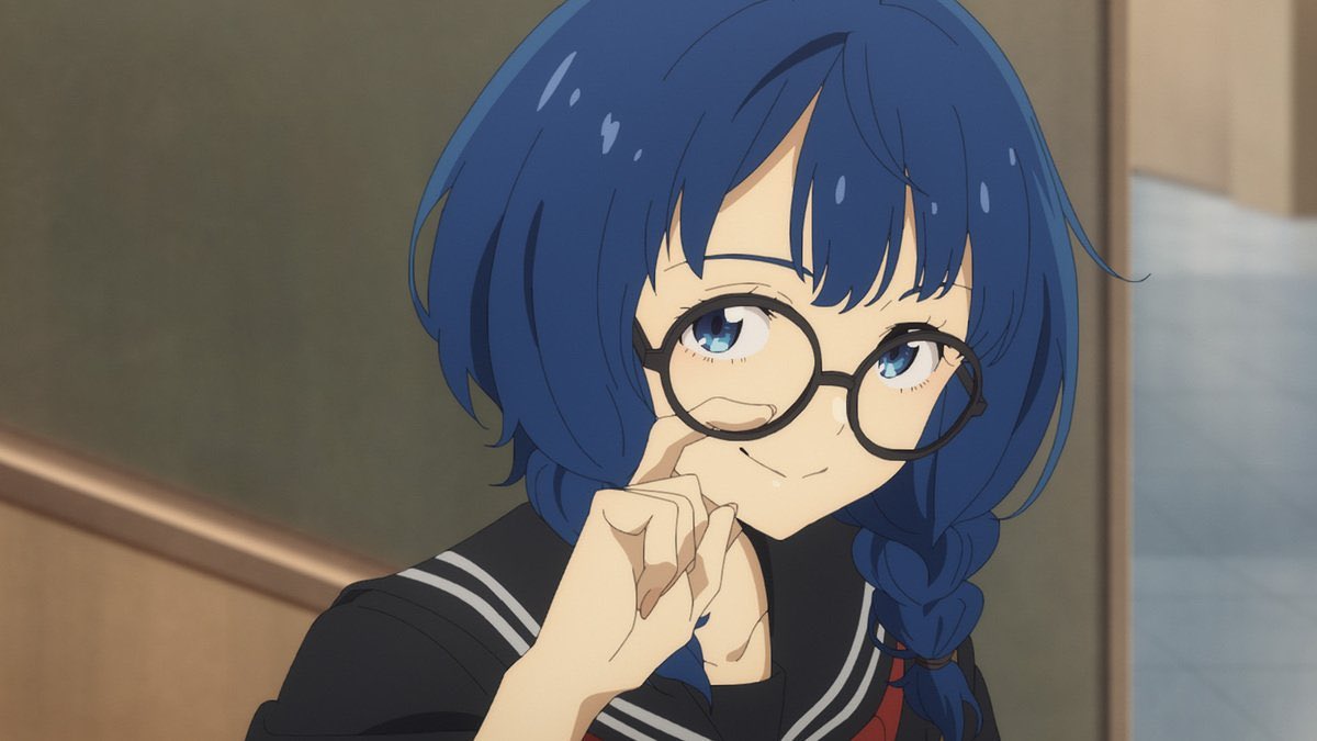 EmiIiaSupremacy's tweet photo. I’ve been telling y’all for ages, glasses makes anyone 10 times more cute/attractive⁉️💢 https://t.co/6ul8OmL7Ci