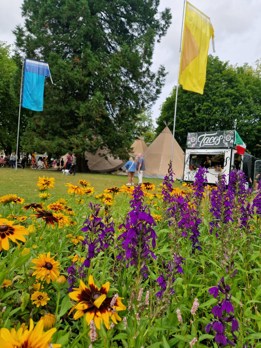 Claire Thirlwall tweet media