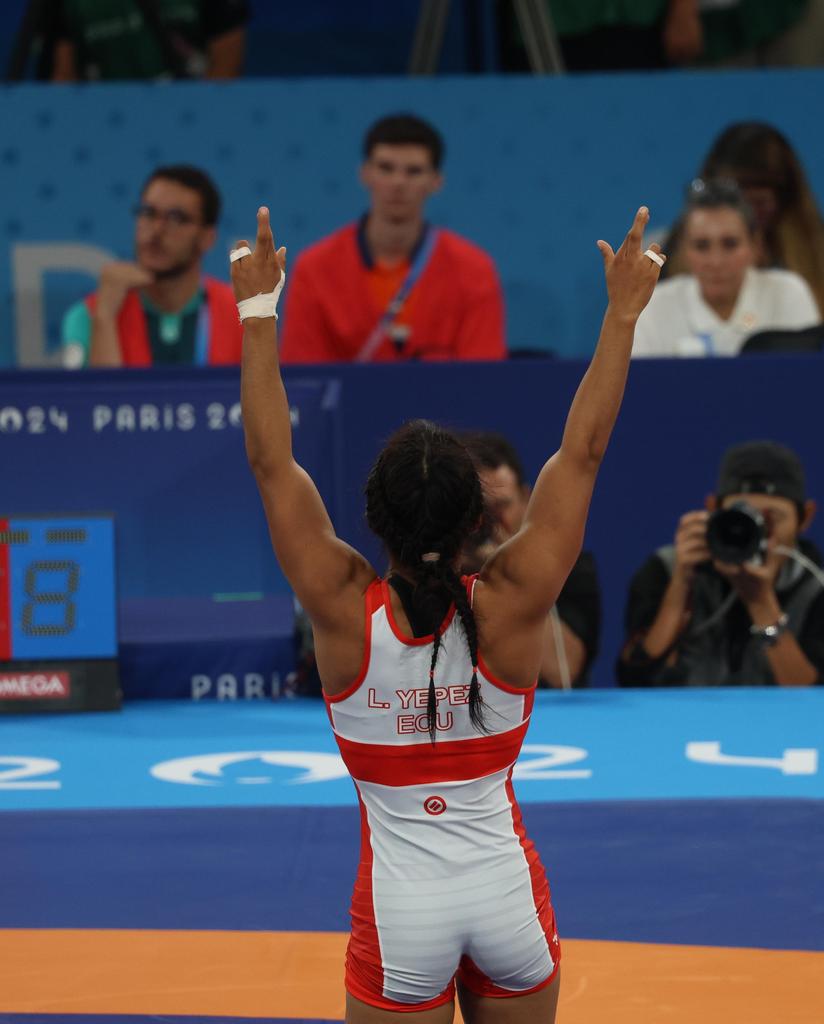 ¡LUCÍA YEPES LE DA OTRA MEDALLA A ECUADOR! 🇪🇨

Un día soñado para la luchadora, que se instaló en la final de la categoría 53kg en #Paris2024 🔥

Grande, Lucía... ¡Mañana por el #oro! 

📸 <a href="/ECUADORolimpico/">Comite_Olimpico_Ecu</a>