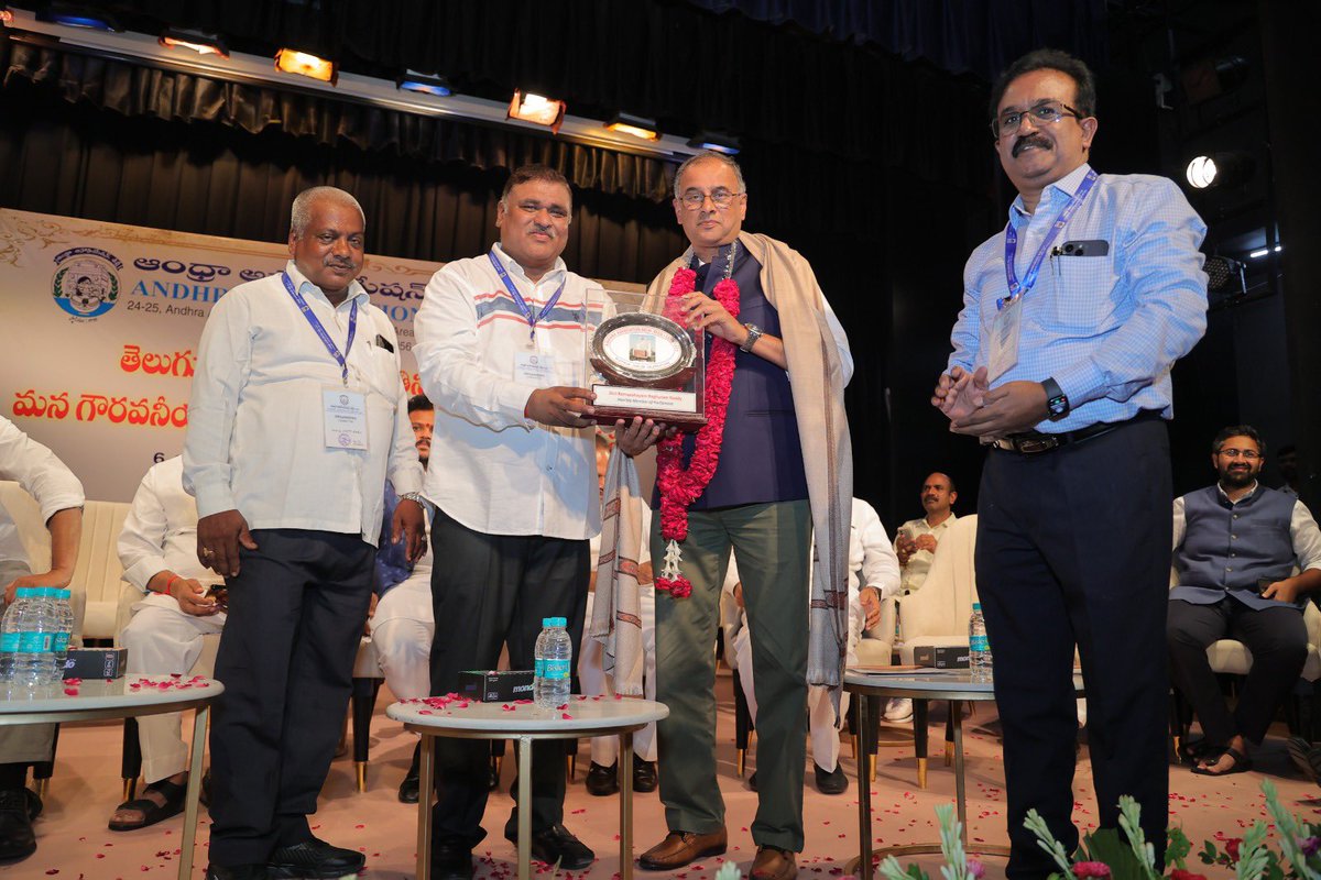 ManiNaiduAAP's tweet photo. It gives me immense pleasure to announce that Andhra Association,Delhi felicitated Telugu Members of Parliament from Andhra Pradesh and Telangana.We are honoured by the presence of Three honourable Cabinet Ministers and twenty three honourable  Members of Parliament from TDP, BJP, INC, BRS,YSRCP & Jana Sena.Their participation underscores the strong ties and collaborative spirit that bind our community together, and we are grateful for their support and dedication to our shared goals.This event marks a milestone in our collective efforts to further progress and development of regions.We are extremely thankful for their time and presence,in making this event memorable.@JaiTDP @INCIndia @BJP4India @YSRCParty @BRSparty @JanaSenaParty