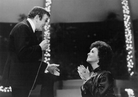 oldisnewradio's tweet photo. Coming up next JUDY GARLAND, TONY BENNETT & LENA HORNE on @oldisnewradio on @PenthouseRadio @ https://t.co/v2xqmpVWe6 #MegaMedleyMadness #BornInATrunk #Centennial @JudyGarlandExp @TheJudyRoom @JudyGarlandClub @itstonybennett
#EverythingOldIsNewAgainRadioShow #46thYear https://t.co/aaB1fWtDQN