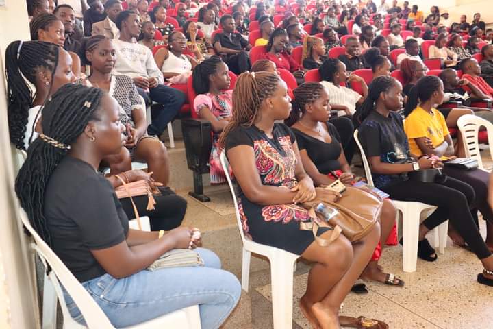 OfficialMubs's tweet photo. Day 3 of the orientation:
Students meet their faculty deans, heads of departments, and faculty staff.
@MUBSMbarara
@MUBSJinja
@MUBSAruaCampus https://t.co/cK8x3jZ5vz