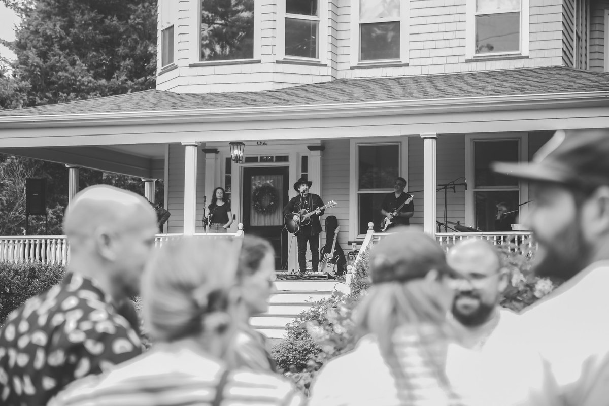 I'm excited to share some music (and maybe a beer) with you tomorrow! 

Still Partners // 8:30pm