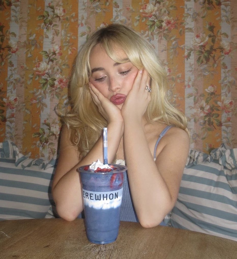 carpenterfiles's tweet photo. this cutie pie https://t.co/ajVJywYyzE