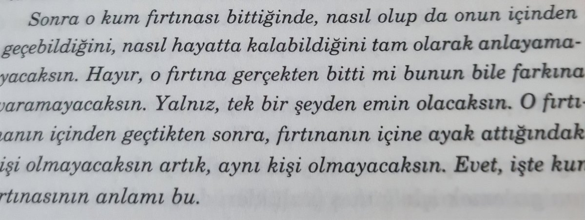 Bazı kitaplar okunmak için zamanını kendi belirler. Murakami'nin Sahilde Kafka'sı böyle bir şey.