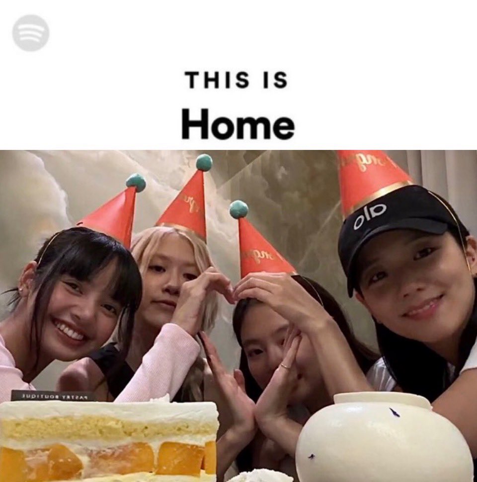 sunnysunlisa's tweet photo. BLACKPINK WILL ALWAYS BE MY HOME https://t.co/r4N2USbmih