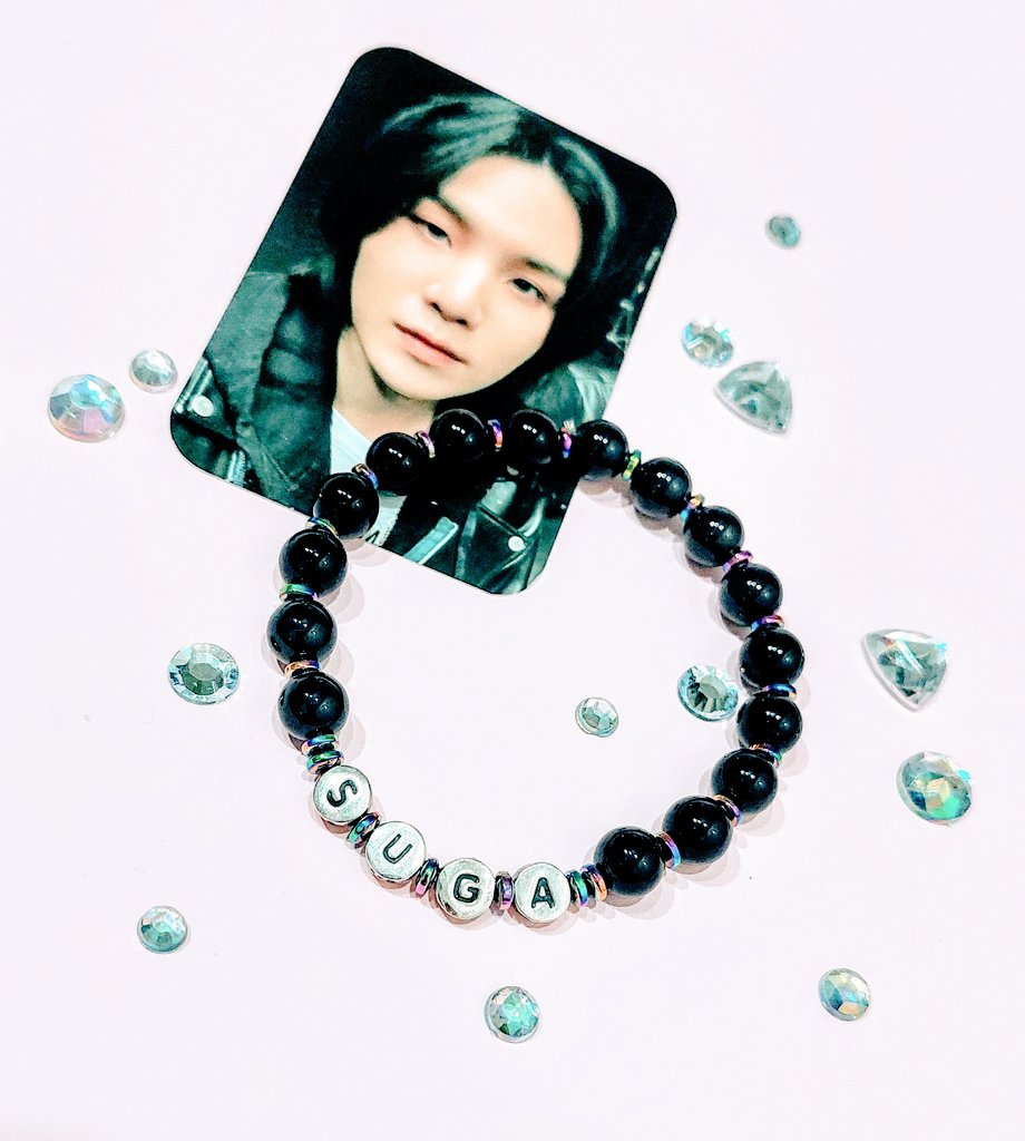 BloomKpopShop's tweet photo. ✨️ Sale extended ✨️☺️
And new items added recently!
-BTS car mirror decoration
-Suga bracelet with authentic 925 silver
-Ateez Lightiny earrings

Have a wonderful day! ✨️🫶 https://t.co/gnt0FLQMdq