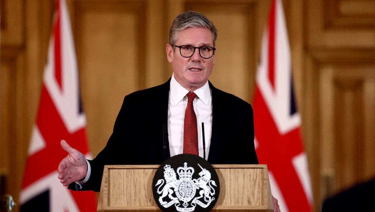 GlobeEyeNews's tweet photo. BREAKING:

The United Kingdom may now arrest individuals for retweeting content considered hateful. https://t.co/3vxgsIdojF