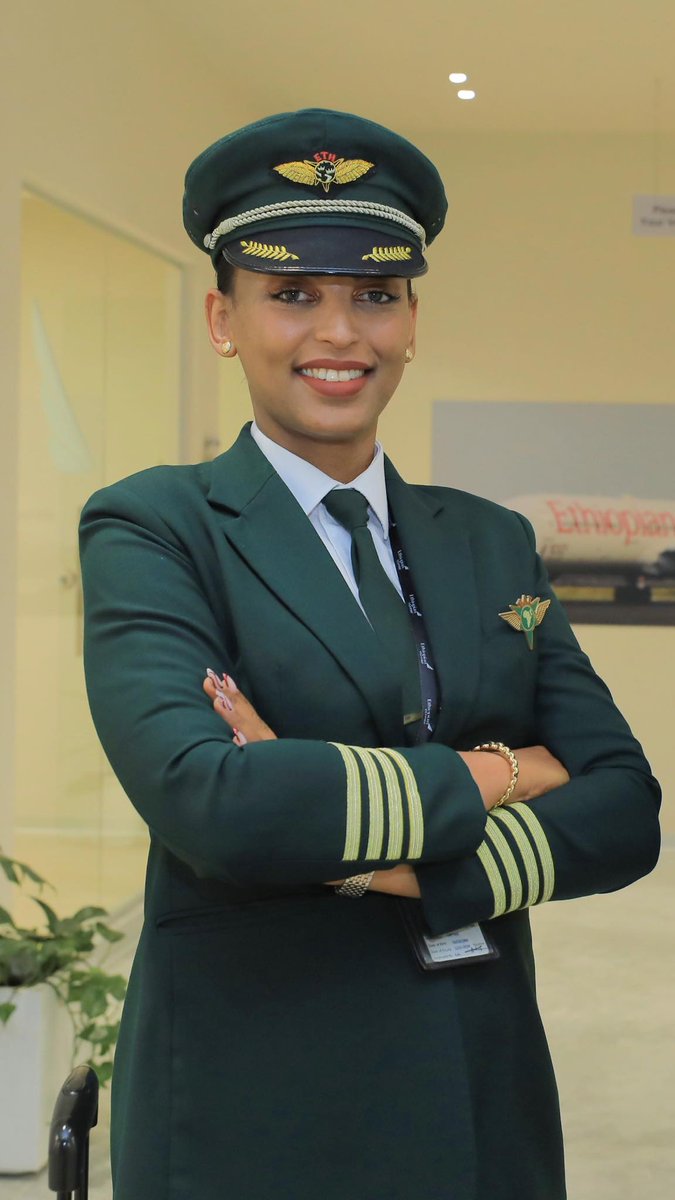 job_matua's tweet photo. #LoveEthiopianAirline.
One of the outstanding features of @flyethiopian is the beautiful organic African ladies handling clients onboard.
Anyone who feels bad about ET just hates this successful African business.
@Maydhalaalis @DarausBahikire @adam_kungu @Futurical @AbiyAhmedAli https://t.co/HXXOuduZeU
