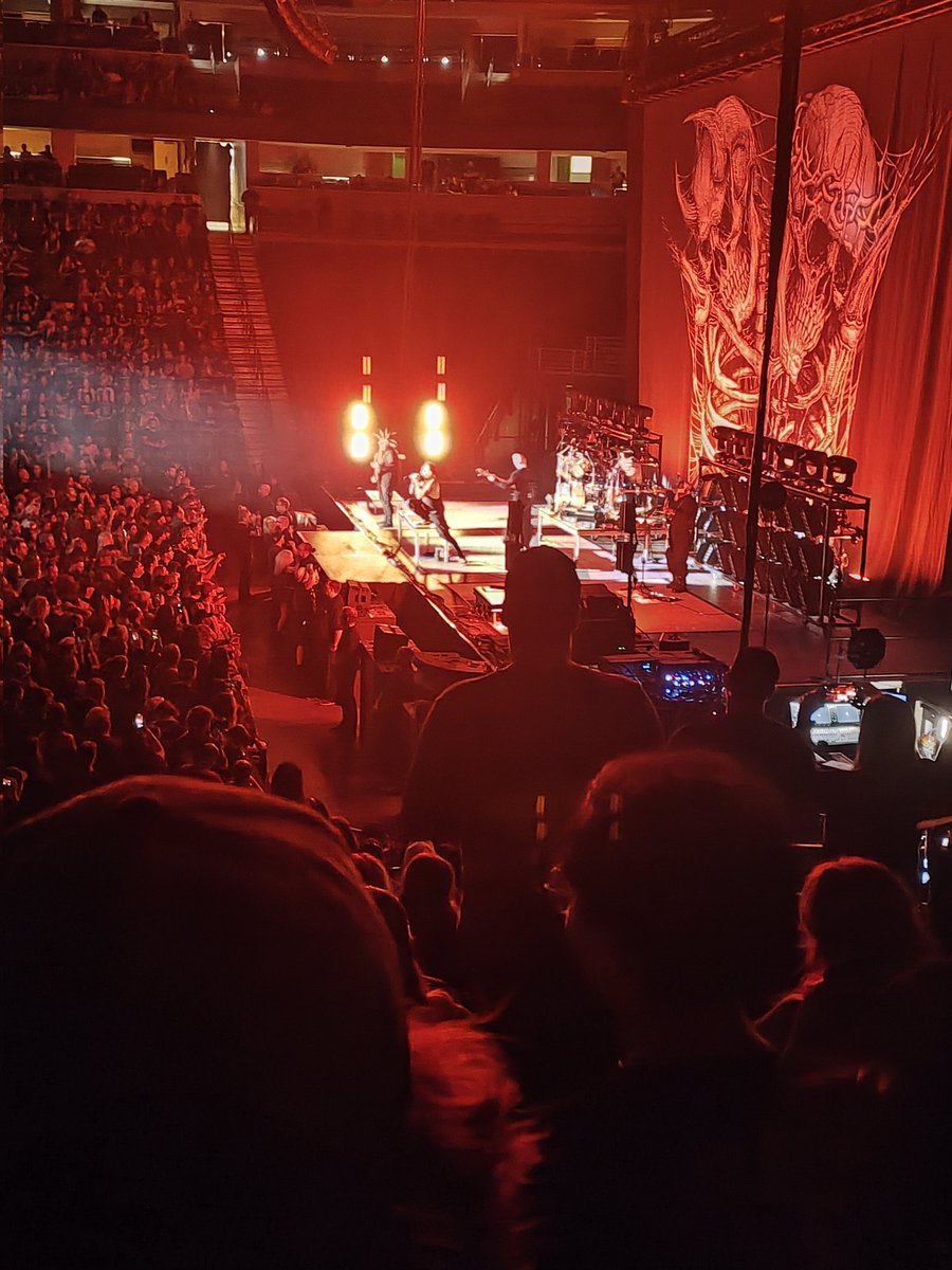 helm969's tweet image. Last night was epic.  Went to See Megadeth, Mudvayne and All That Remains.  Hands down best concert I have been to!