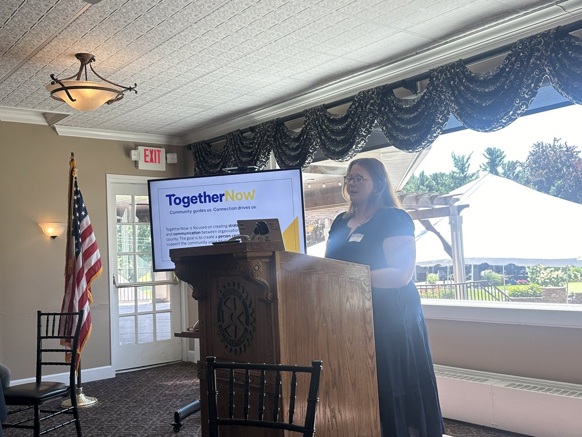 k_sper211's tweet photo. Proud to present alongside the incredible @KayleighShae about our Community Cares Initiative. @GCSDcommschools has built amazing programs to support our students! @CommSchools @natcenterforcs THANK U @GreeceRotary https://t.co/bY8yYUq9Xd