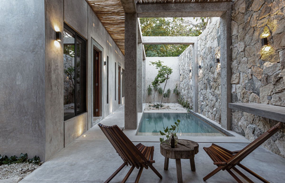 Archello's tweet image. Casa Dinteles by Arquitectura Elemental merges modern finishes with colonial features in La Ermita, Merida. 
buff.ly/4dczLj7

#BrutalistArchitecture #Renovation #SustainableDesign