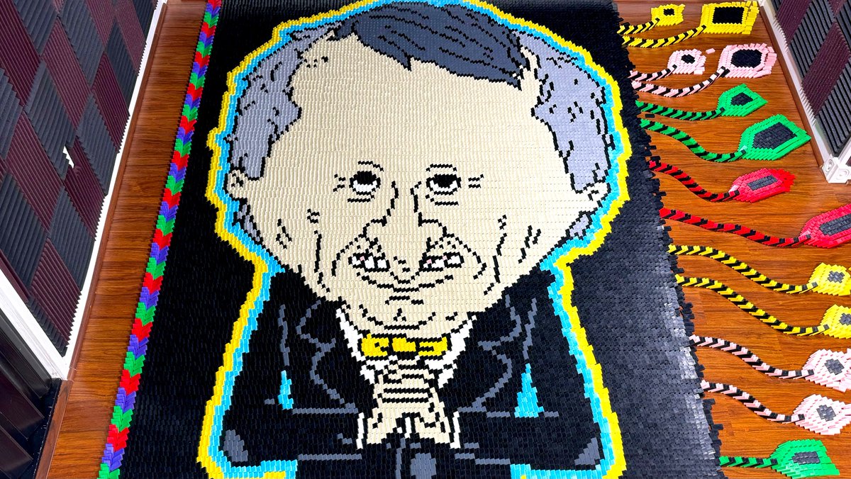 Smiling Friends in 73,458 Dominoes!
Full video here: youtube.com/watch?v=0qteya…
#SmilingFriends #AdultSwim #Art