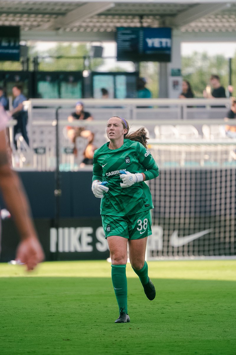 GothamFC's tweet photo. Just call her Clean Sheet Cassie 😏🧤

@cassmillss keeps her record clean throughout our Summer Cup journey 🫧🧼 https://t.co/KDYFBasvvB